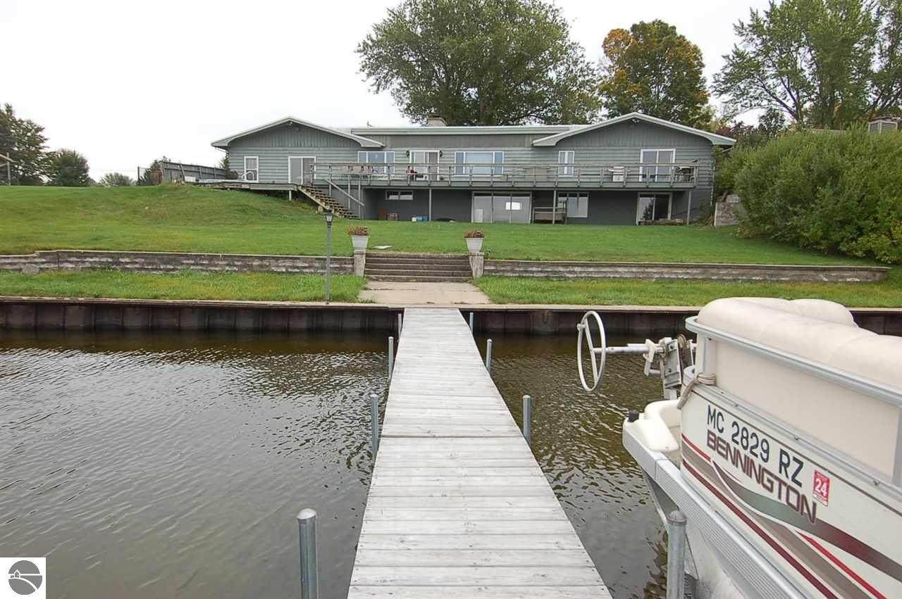 223 Petrie Road - Photo 1