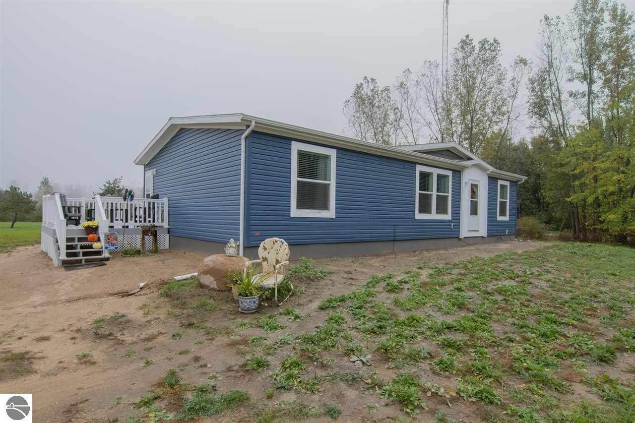 4220 Geneva Road - Photo 1