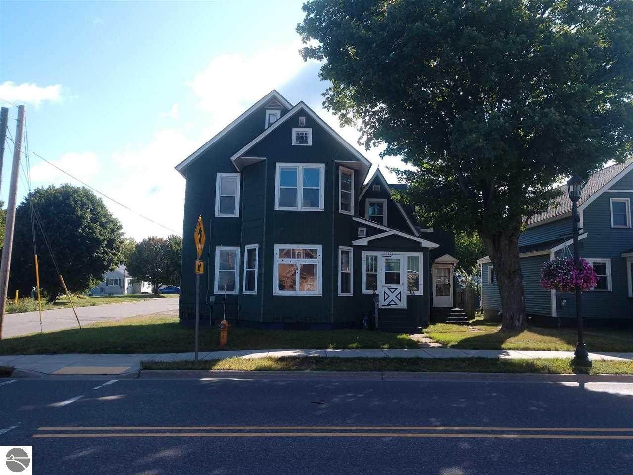 1322 3rd Street - Photo 1