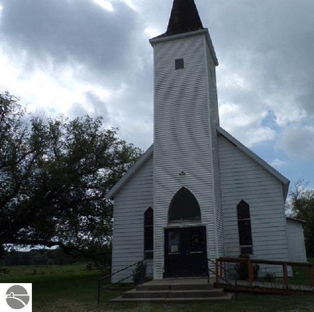 6991 5 Mile Road - Photo 1
