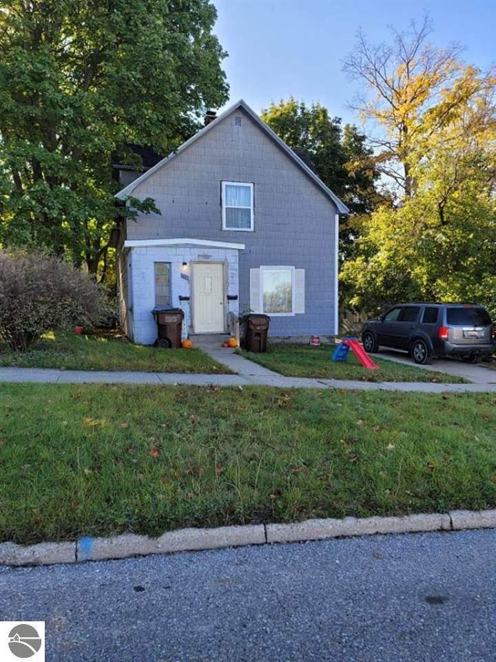 310 North Street - Photo 1