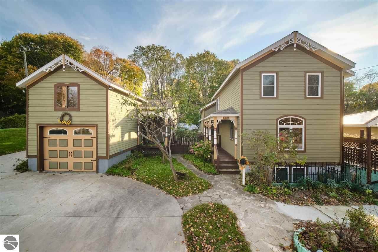 523 Second Street - Photo 1