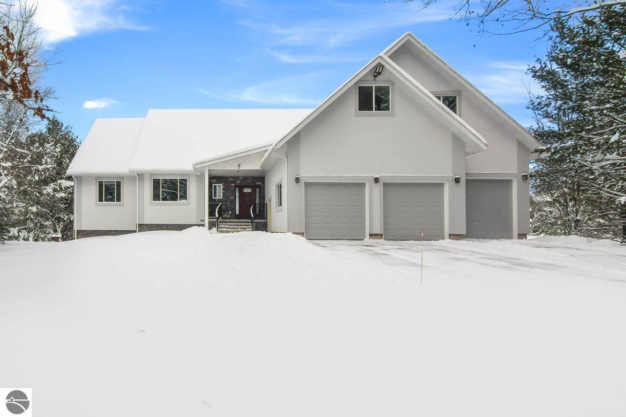 1990 Round Lake Road - Photo 1