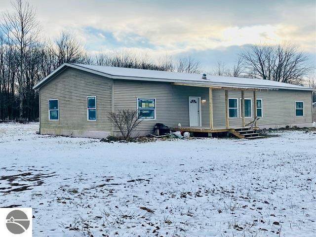 3241 Alamando Road - Photo 1