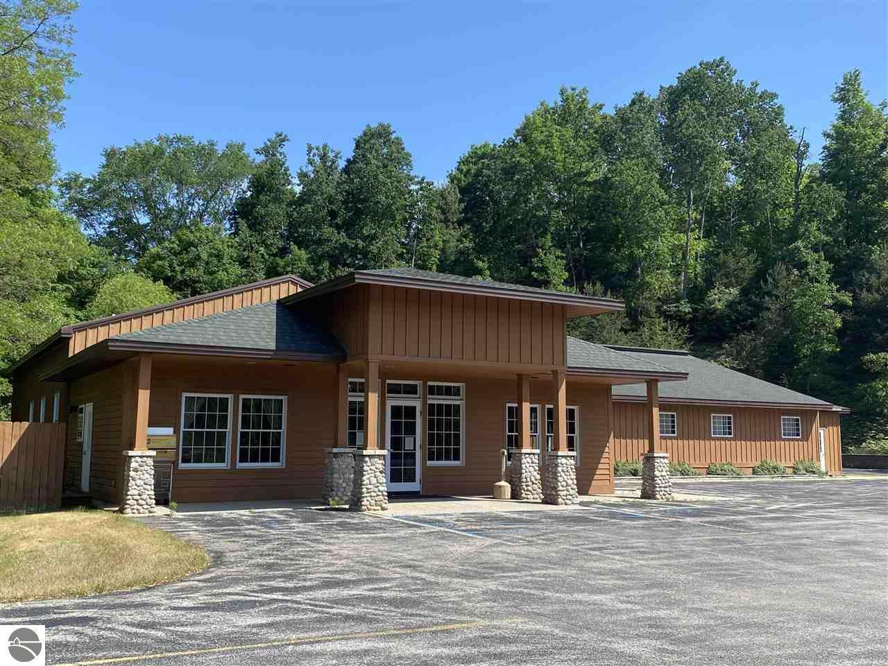 734 Beulah Highway - Photo 1