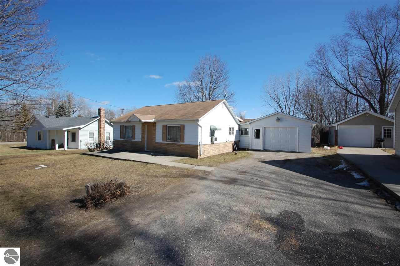 206 Highland Street - Photo 1