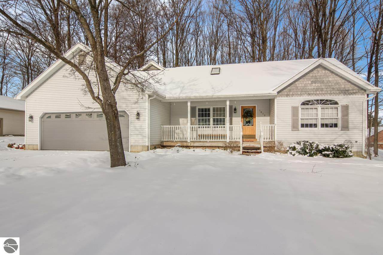 1020 Lexington Drive - Photo 1