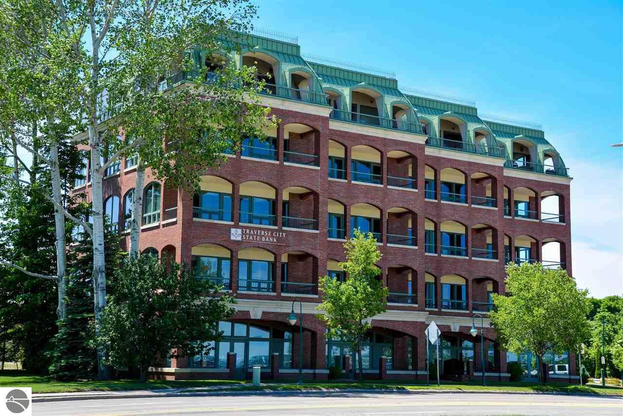 333 Grandview Parkway - Photo 1