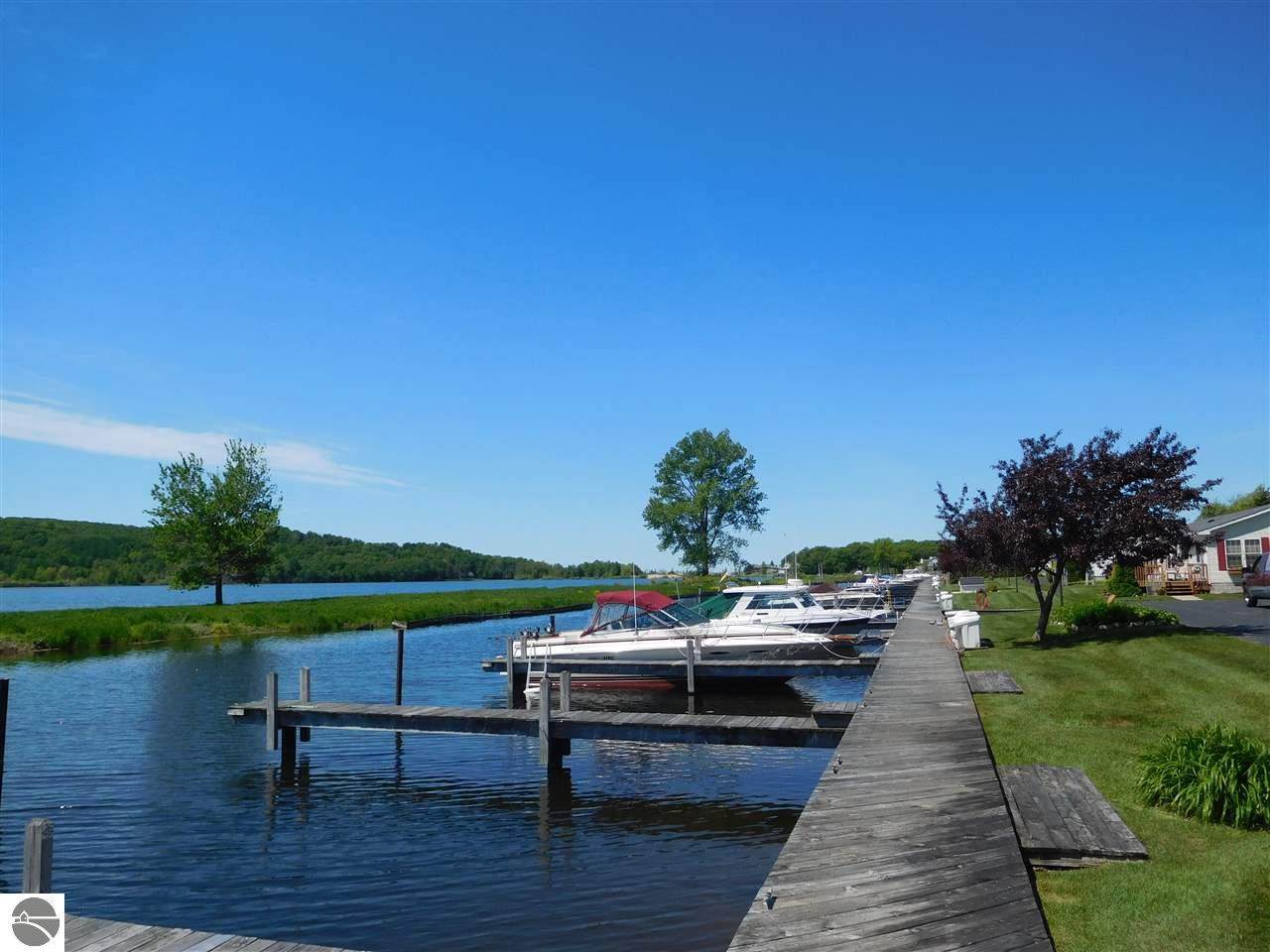 3300 Lakeland Drive - Photo 1