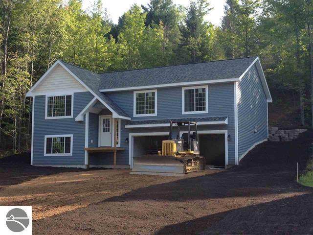 32 Yorkshire Drive - Photo 1