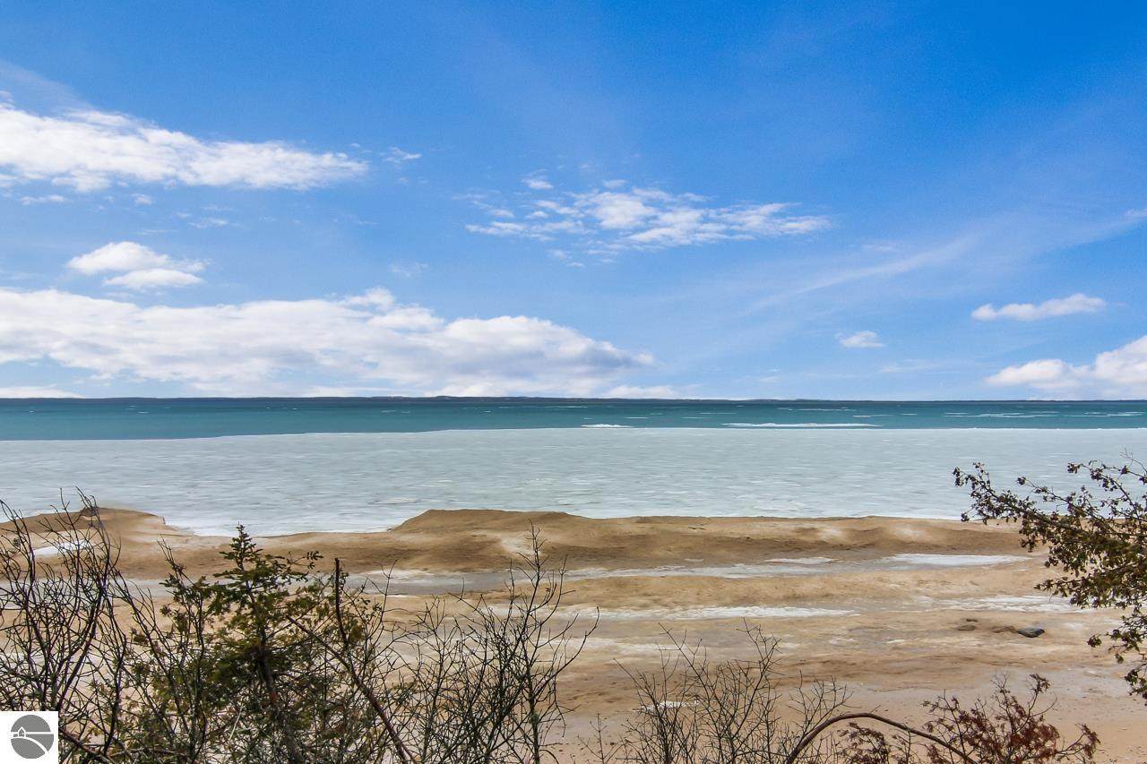3559 Michigan Trail - Photo 1