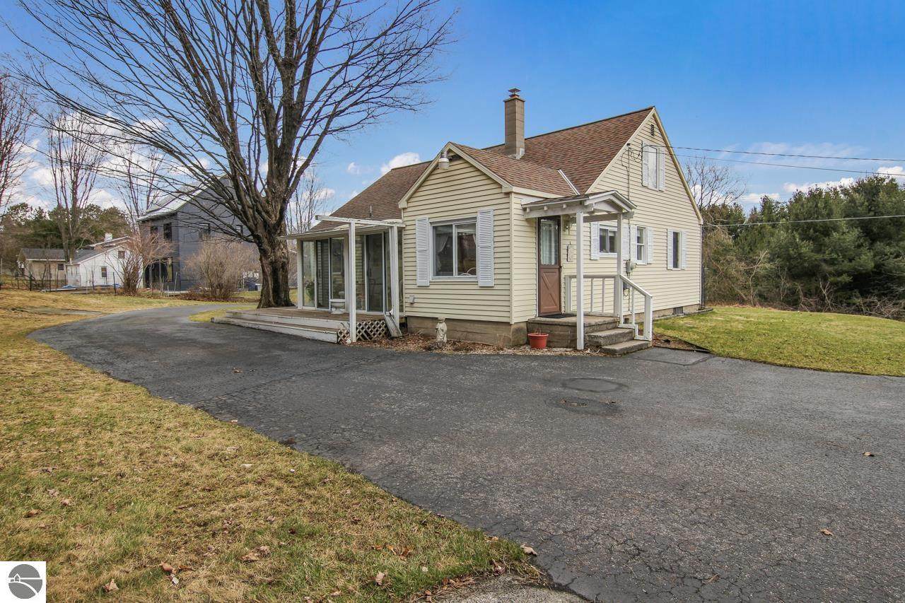 10099 Aylsworth Street - Photo 1