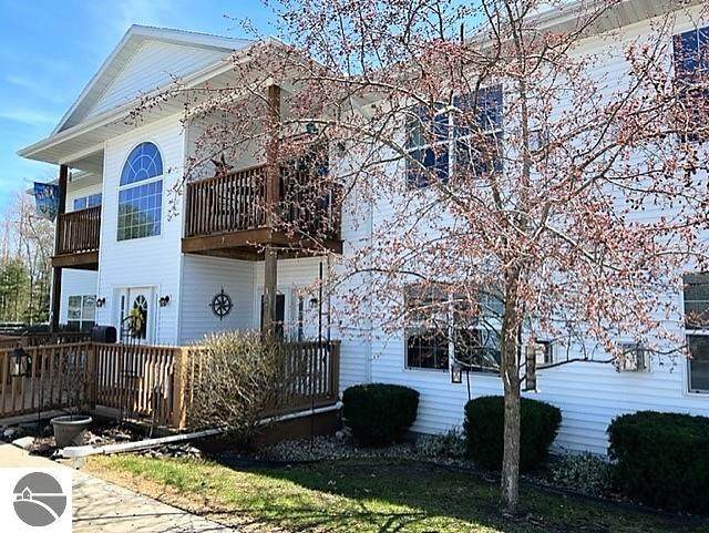 1021 Lincoln Street - Photo 1