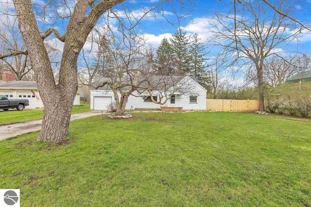 325 Third Street - Photo 1