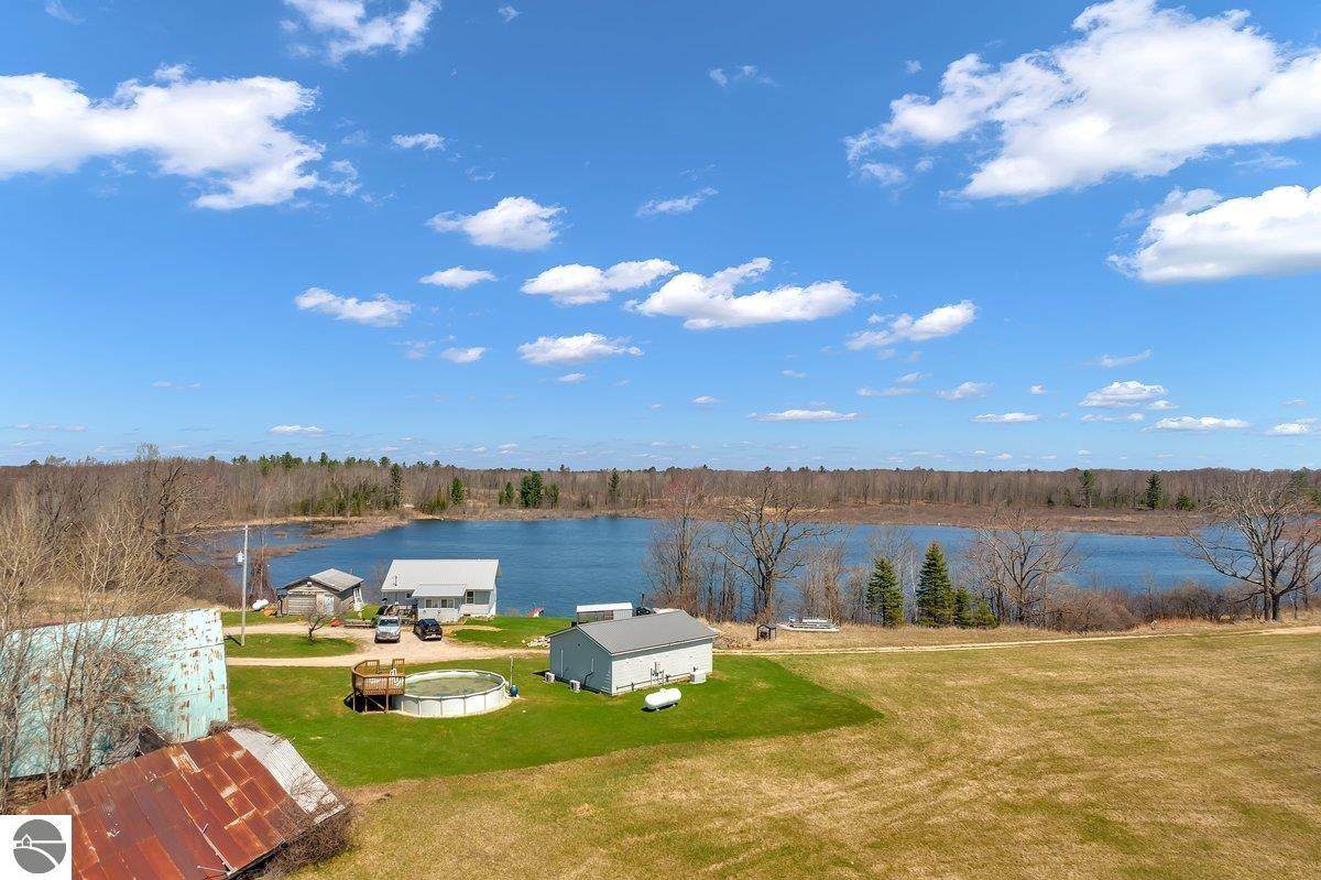4374 County Line Road - Photo 1