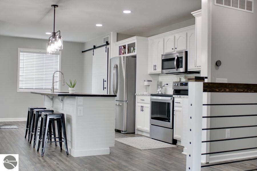 917 Cherry Street - Photo 1