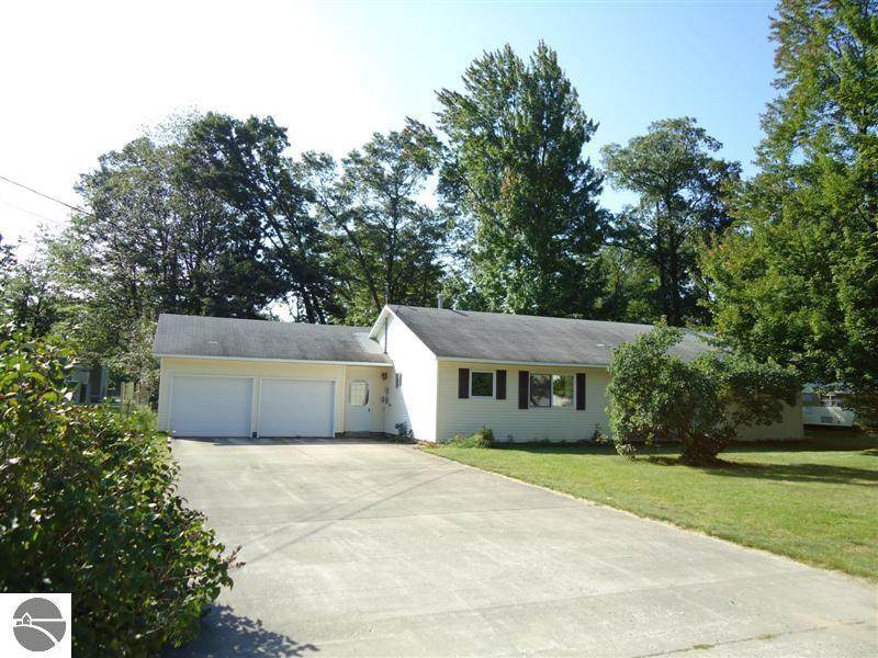 646 Amy Avenue - Photo 1