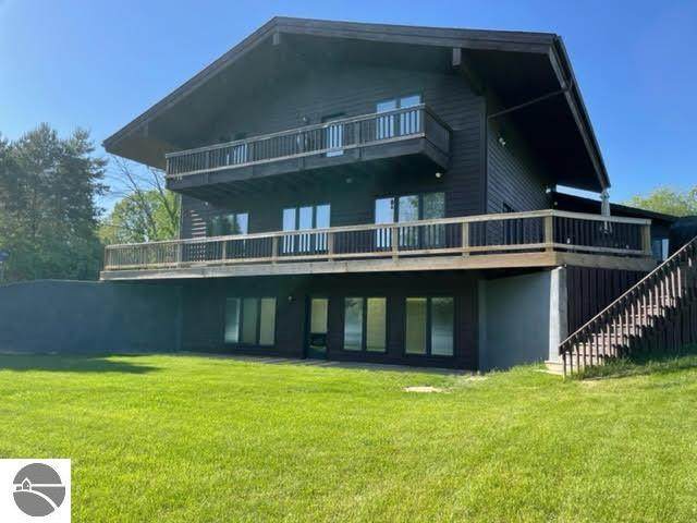 1257 Summit Lane - Photo 1