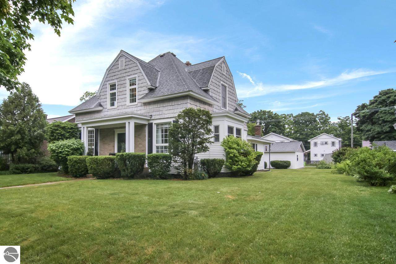 119 Elmwood Avenue - Photo 1