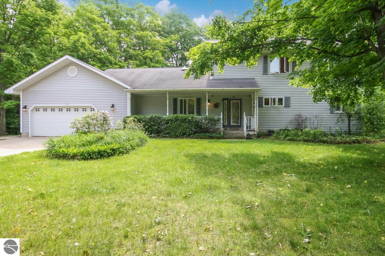 10750 Timberlee Drive - Photo 1