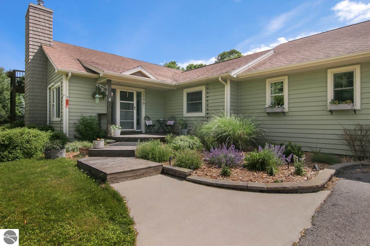 2099 Abbie Lane - Photo 1
