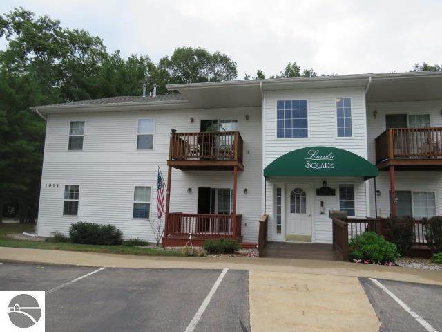 1011 Lincoln Street - Photo 1