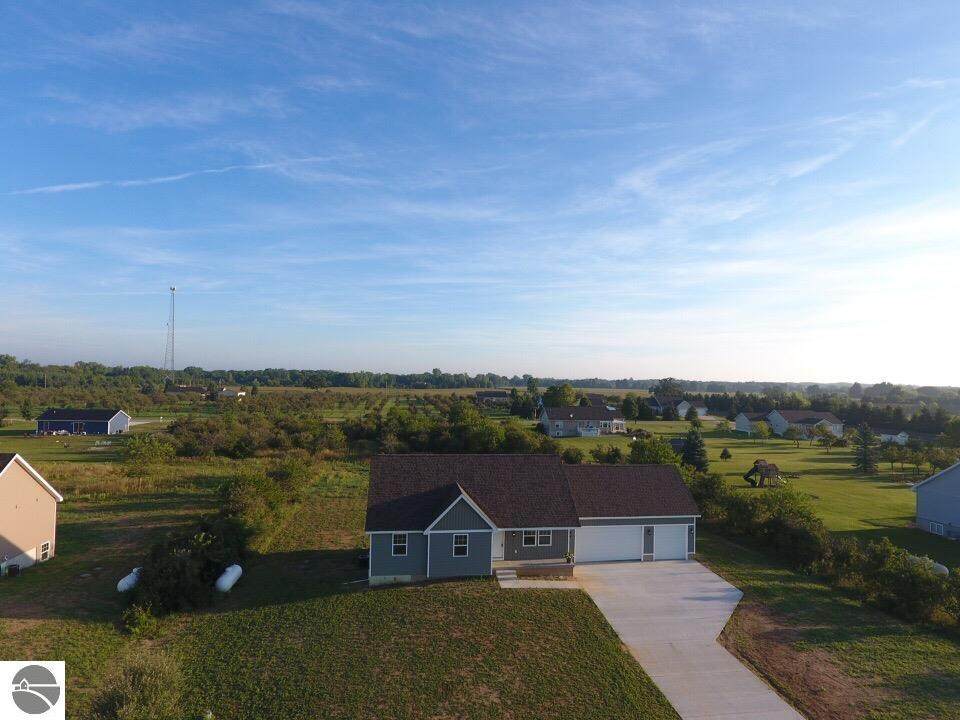 8090 Idared Road - Photo 1