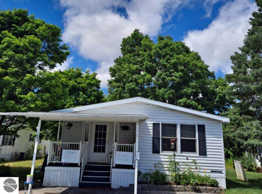 1684 Andrew Place - Photo 1