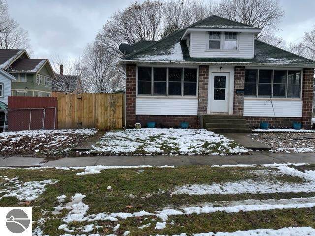 214 Walnut - Photo 1