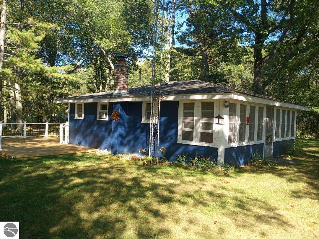 1033 14th Street - Photo 1