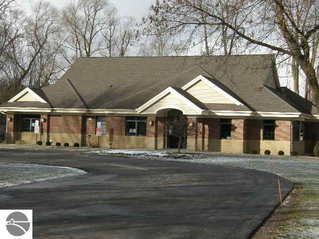 1317 Pine  Avenue - Photo 1