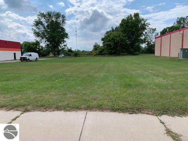 1465 Wright Avenue - Photo 1