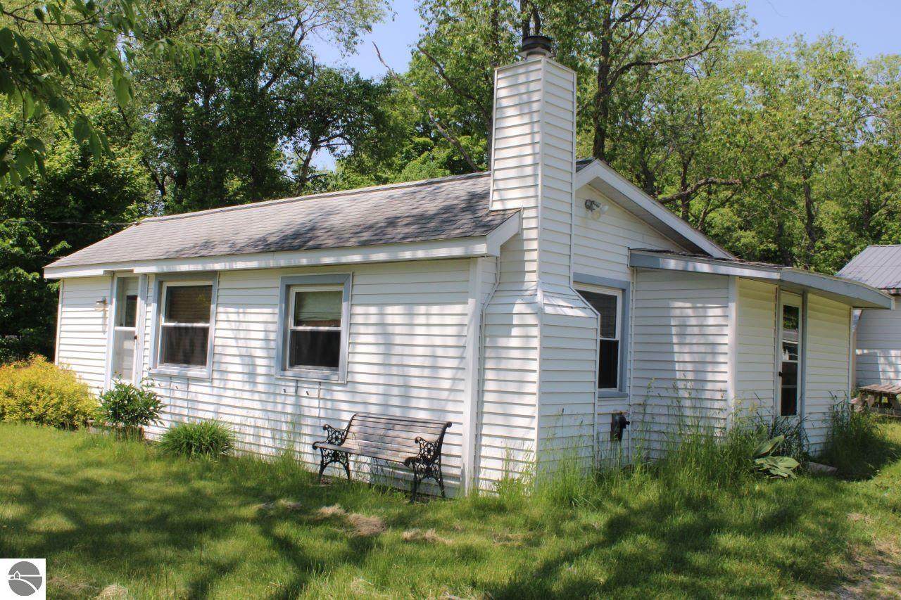 8807 Starvation Lake Road - Photo 1