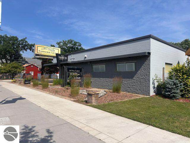 527 Eighth Street - Photo 1