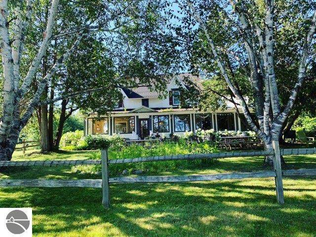 149 Harbor Highway - Photo 1