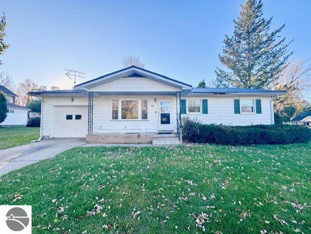 327 Eaton Street - Photo 1