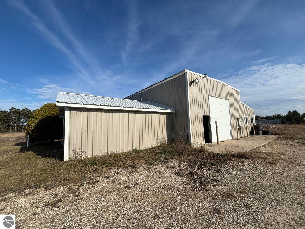 9560 Us-131 - Photo 1