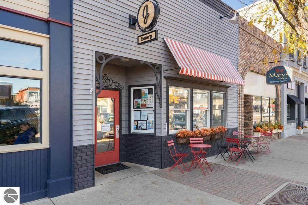 110 Lake Street - Photo 1