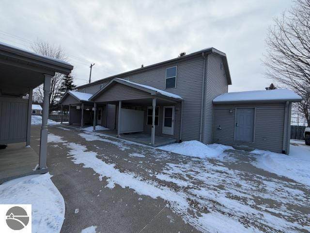 465 Wright Avenue - Photo 1