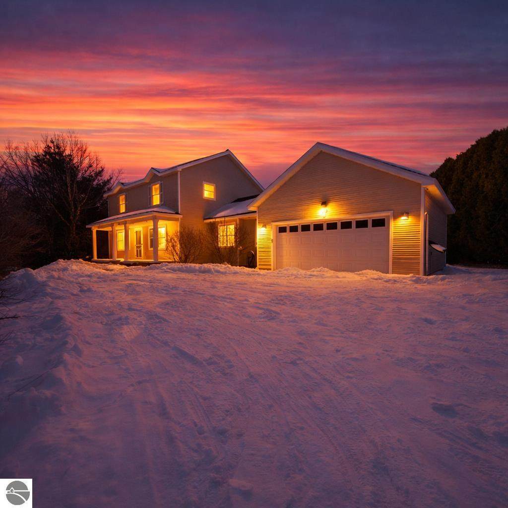 834 Shamrock Lane - Photo 1