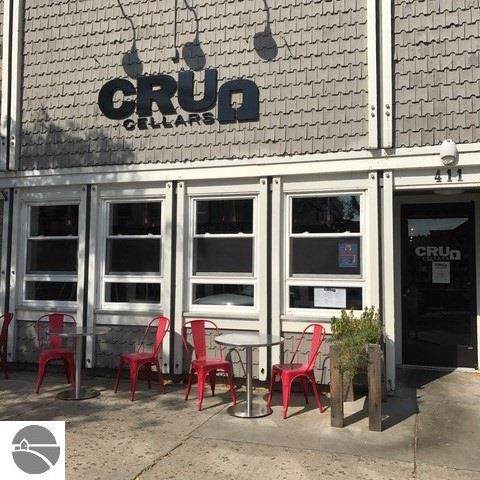 411 Main Street - Photo 1