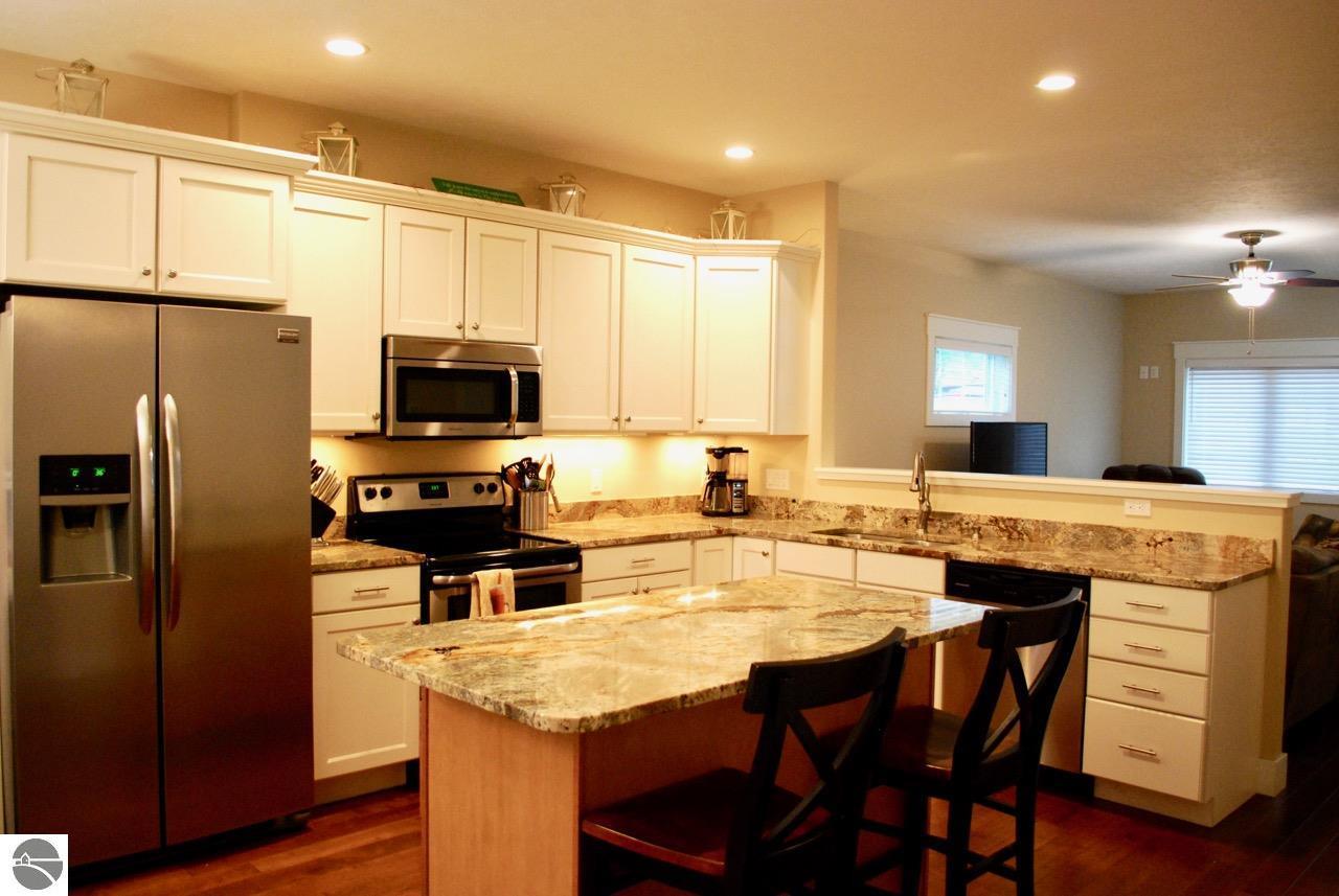 433 Munson Place - Photo 1