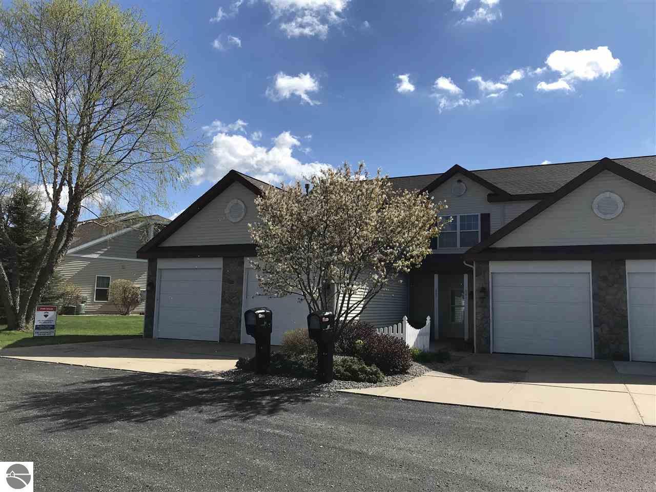 885 Meadow View - Photo 1