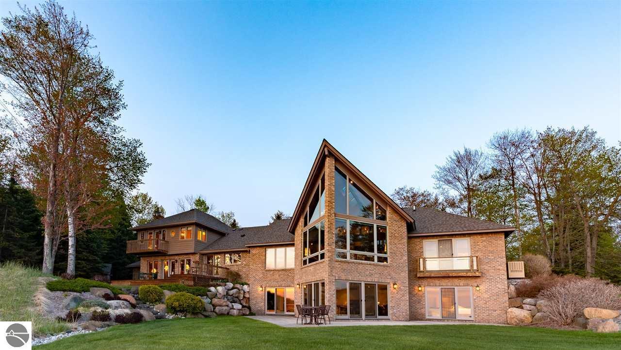 00141 Lakeshore Drive - Photo 1