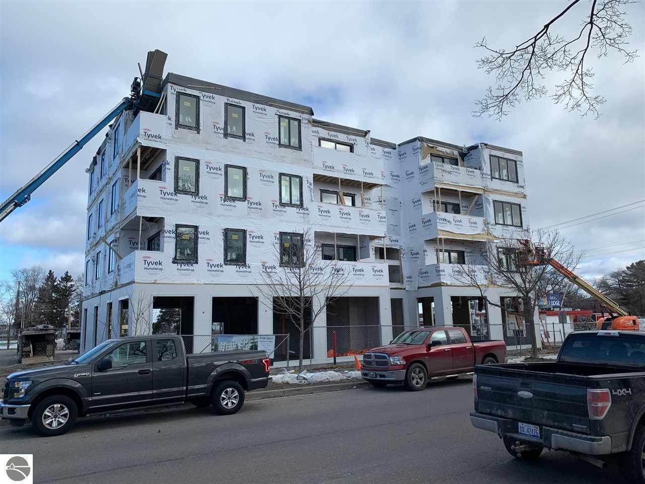 708 Randolph Street - Photo 1