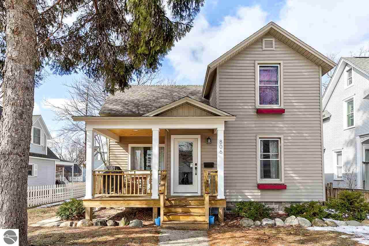 806 Union Street - Photo 1