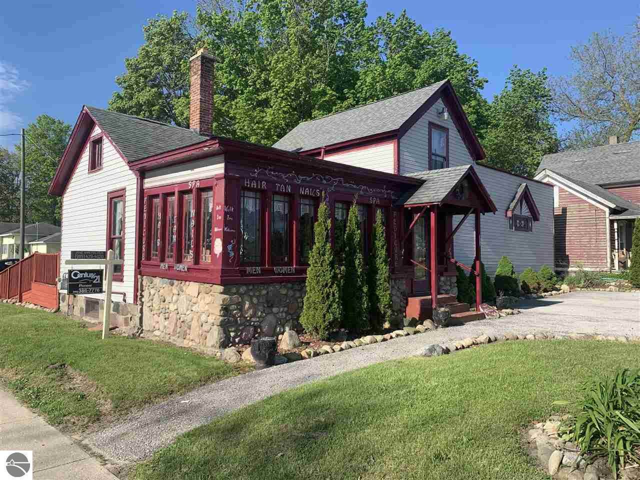 190 Oak Street - Photo 1
