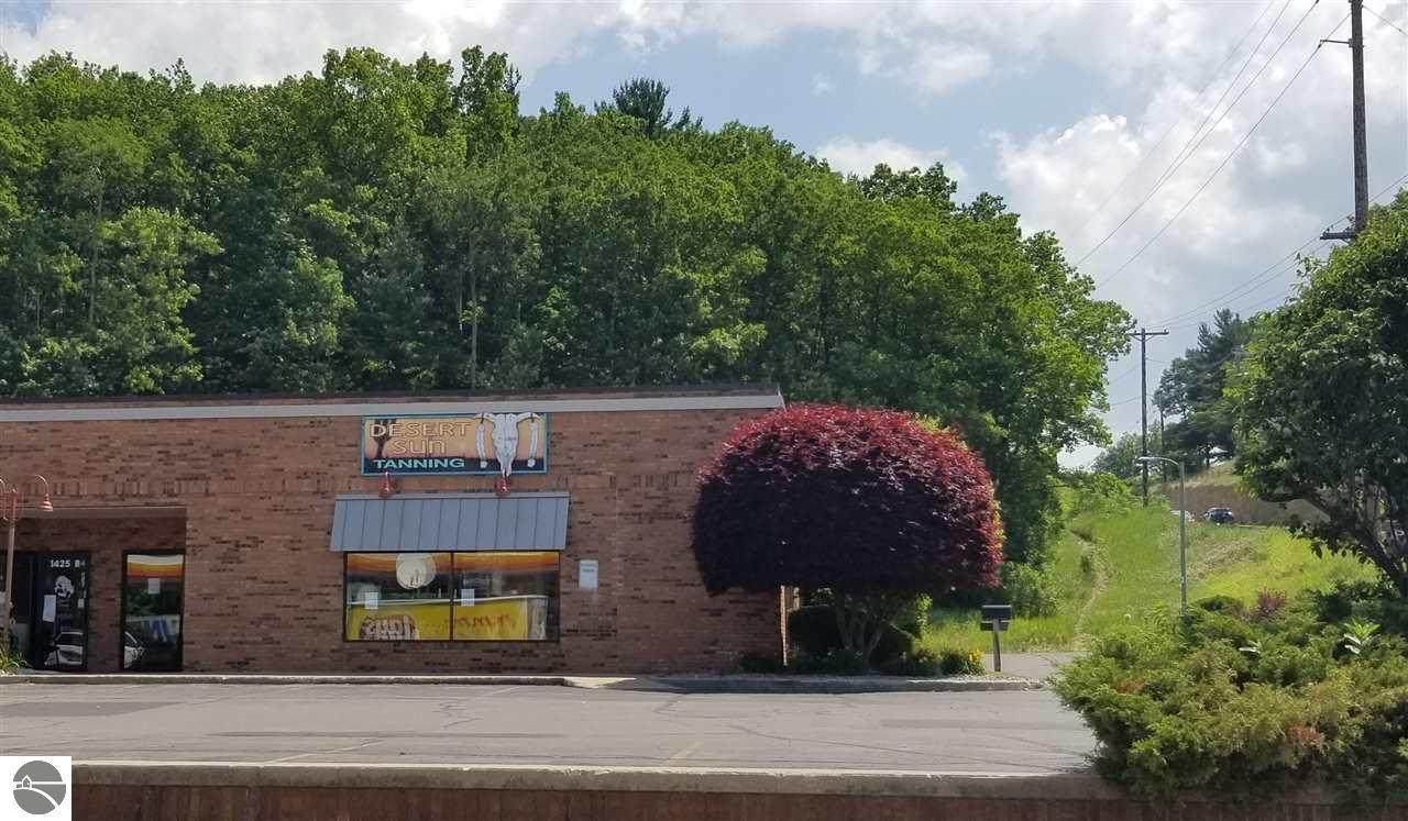 1425 S Airport Road - Photo 1