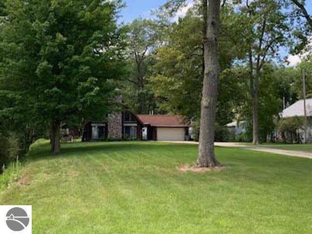 2242 Green Drive - Photo 1