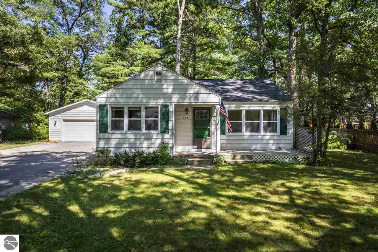 525 Cromwell Drive - Photo 1